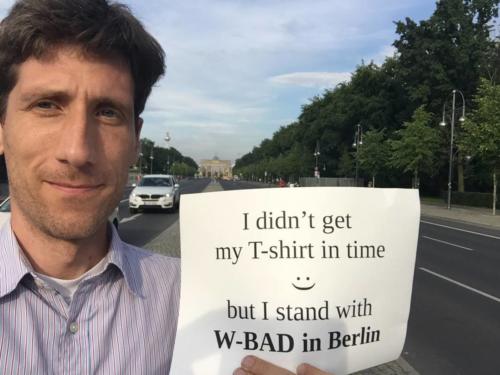 2017 - Ian, big brother of Corrine (W-BAD France liaison), supporting W-BAD in Berlin